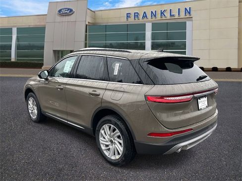 New 2026 Lincoln Corsair Premiere image 5