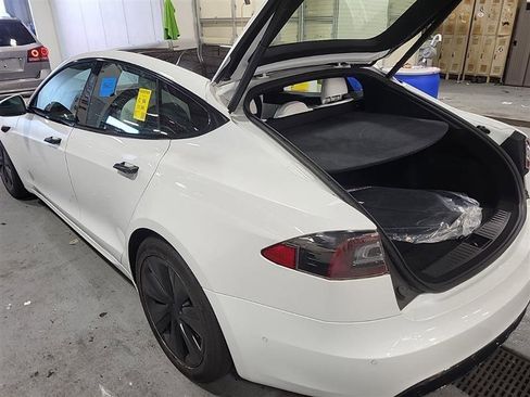 Used 2022 Tesla Model S AWD/4WD image 9
