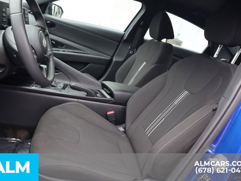 Used 2025 Hyundai Elantra Sport FWD image 15