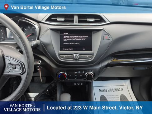 Used 2021 Chevrolet TrailBlazer LS AWD/4WD image 17