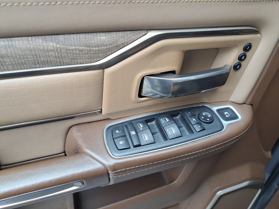 Used 2021 RAM 2500 Limited AWD/4WD image 33