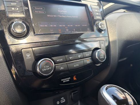 Used 2022 Nissan Rogue Sport SL w/ Premium Package AWD/4WD image 35