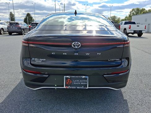 Certified 2025 Toyota Crown Limited w/ Advanced Technology Package image 6