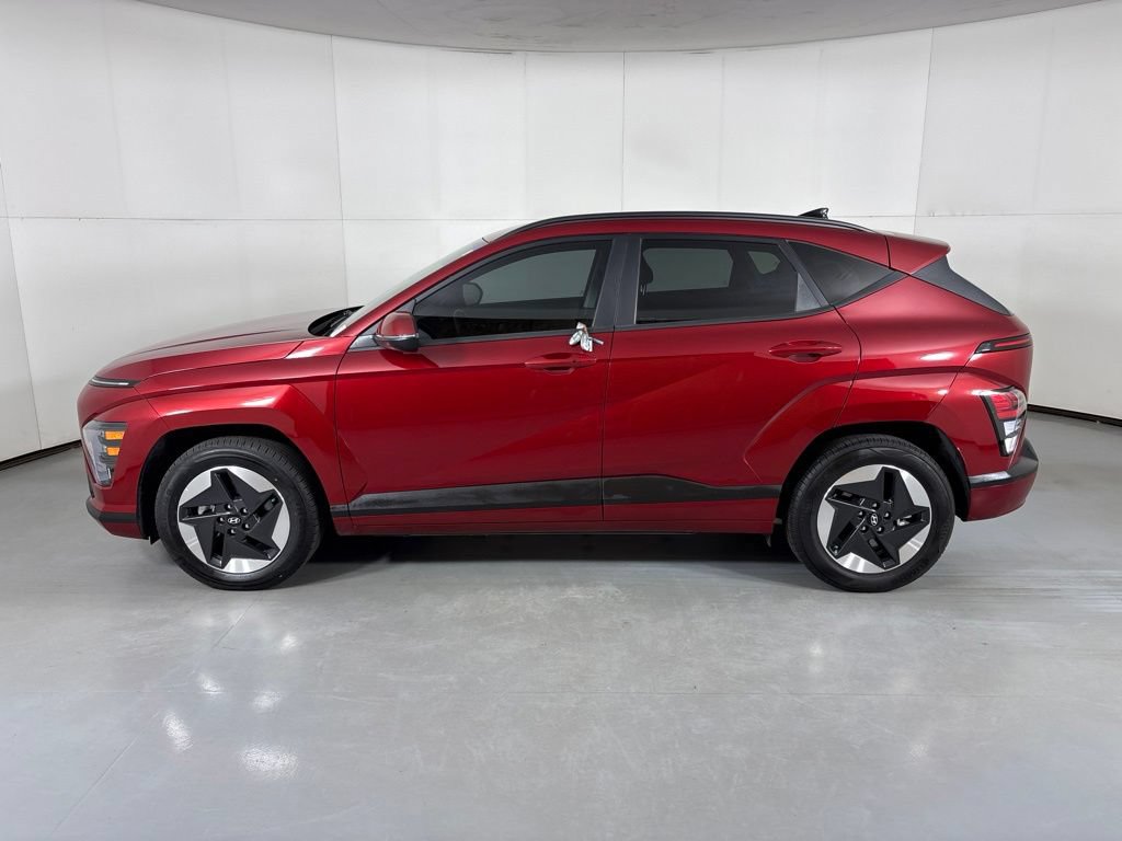 Used 2025 Hyundai Kona SEL FWD image 5