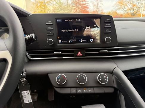 New 2026 Hyundai Elantra SE image 14