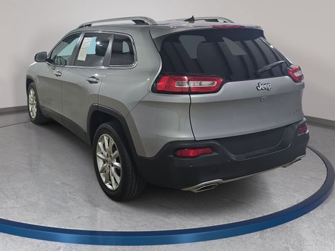 Used 2016 Jeep Cherokee Limited FWD image 8