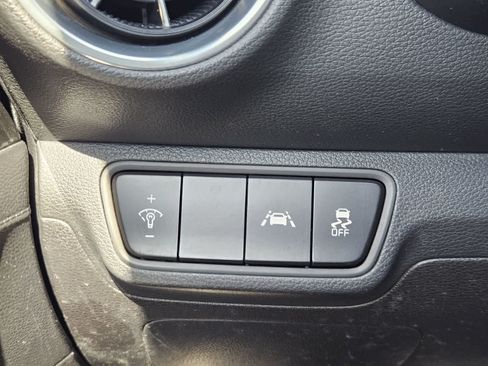 Used 2019 Kia Forte S w/ S Premium Package FWD image 19