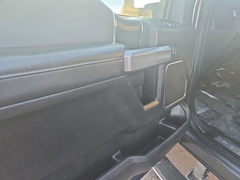 Used 2019 Ford F350 Platinum w/ Platinum Ultimate Package image 8