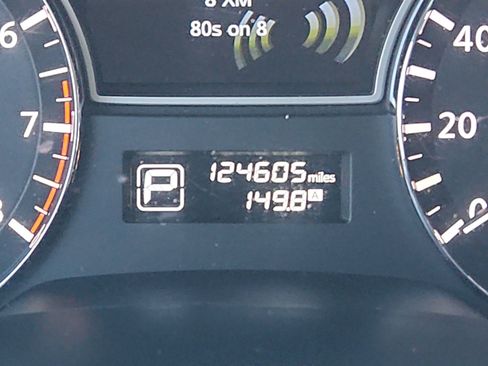 Used 2014 Nissan Altima 2.5 SV FWD image 11