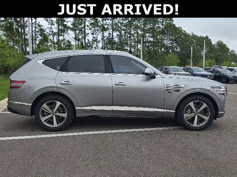 Used 2022 Genesis GV80 2.5T w/ Advanced Package 02 AWD/4WD image 3
