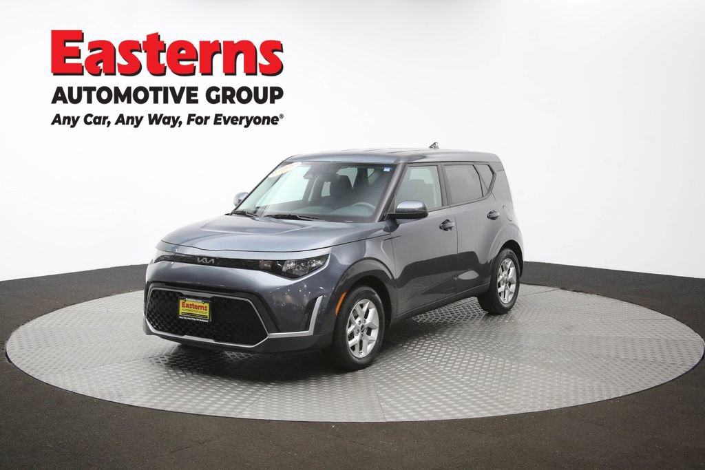 Used 2023 Kia Soul LX w/ LX Technology Package FWD image 54