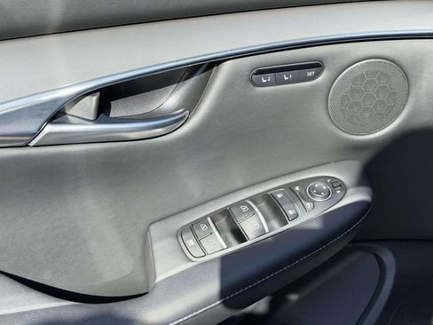 Certified 2024 INFINITI QX50 Luxe FWD image 30