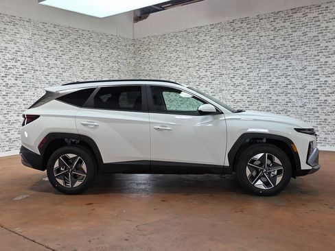 New 2026 Hyundai Tucson SEL image 9