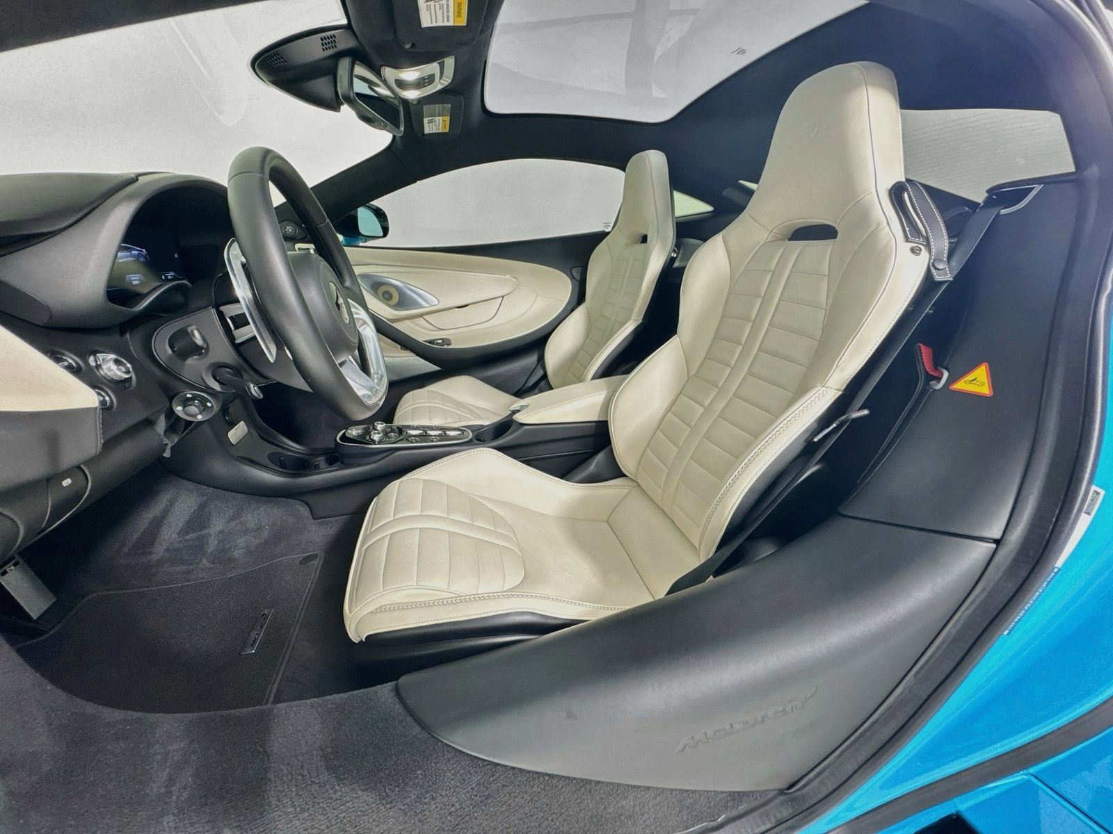 Used 2025 McLaren GTS RWD image 20