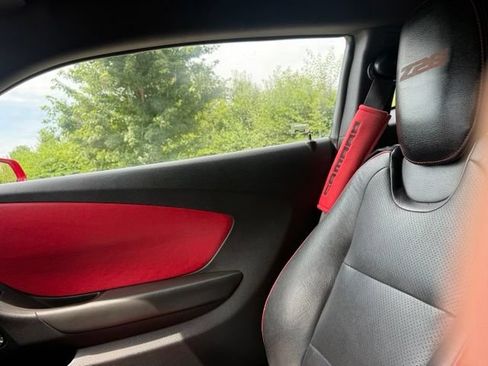 Used 2014 Chevrolet Camaro LT RWD image 29