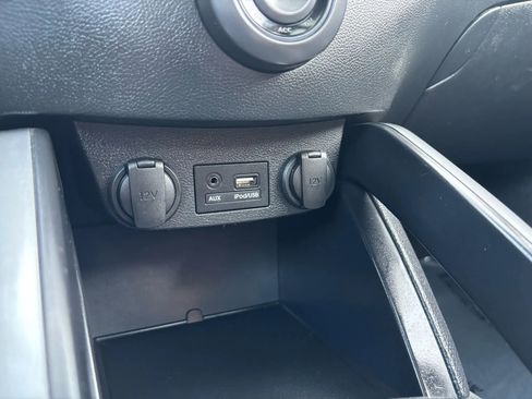 Used 2015 Hyundai Veloster Turbo w/ Option Group 04 image 33