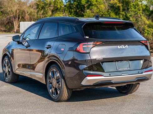 New 2026 Kia Sportage SX FWD image 3