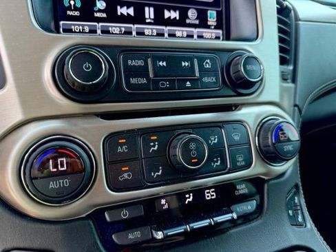 Used 2018 GMC Yukon Denali w/ Denali Ultimate Package AWD/4WD image 10