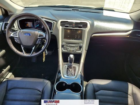 Used 2016 Ford Fusion SE w/ Equipment Group 202A FWD image 8