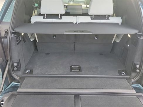 Used 2023 BMW X7 xDrive40i w/ Premium Package image 10