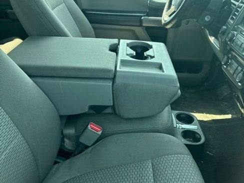 Used 2015 Ford F150 XLT w/ Equipment Group 302A Luxury AWD/4WD image 11
