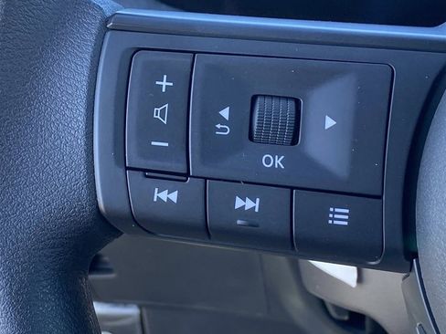 New 2026 Nissan Kicks S image 31