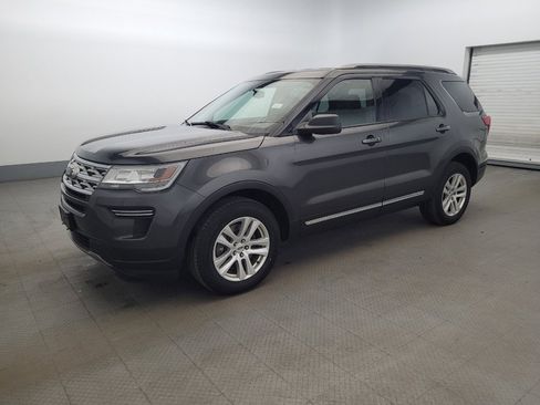 Used 2019 Ford Explorer XLT w/ Class II Trailer Tow Package image 2