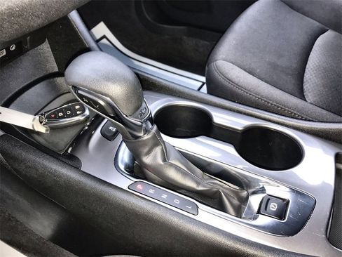 Used 2024 Chevrolet Malibu LS image 19