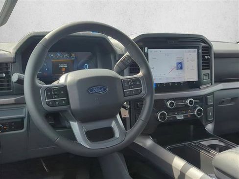 New 2026 Ford F150 XLT w/ XLT Chrome Appearance Package RWD image 19