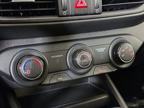 Used 2024 Kia Forte LXS image 18