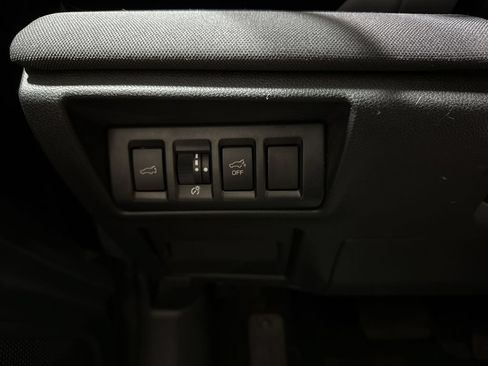 Used 2022 Subaru Outback Premium AWD/4WD image 18
