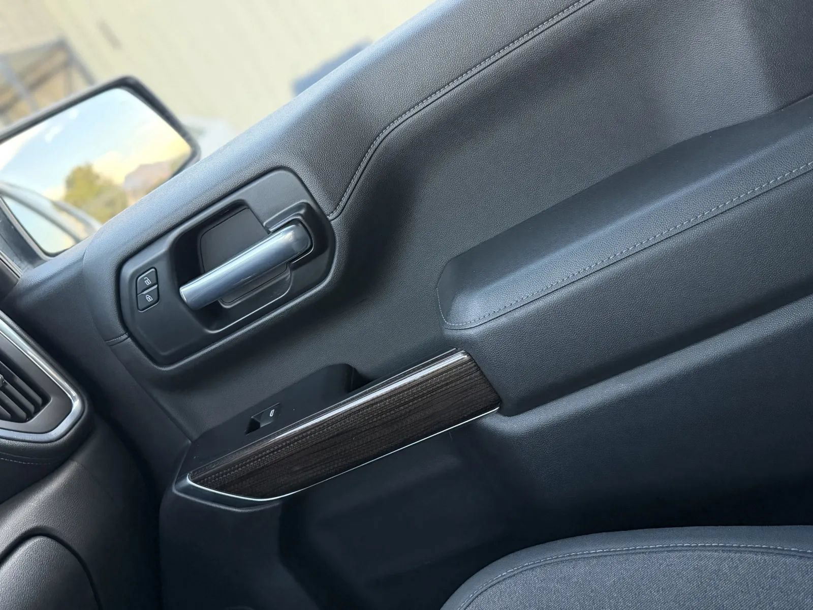 Used 2020 Chevrolet Silverado 1500 RST w/ All-Star Edition AWD/4WD image 38