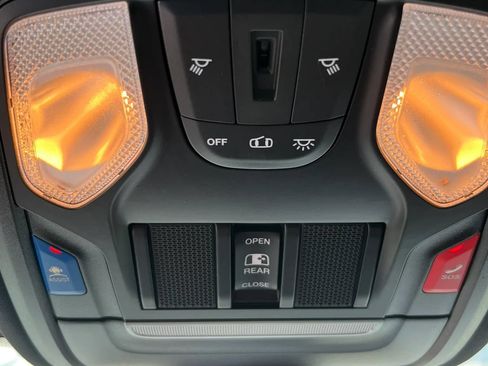 Used 2022 RAM 2500 Tradesman AWD/4WD image 42
