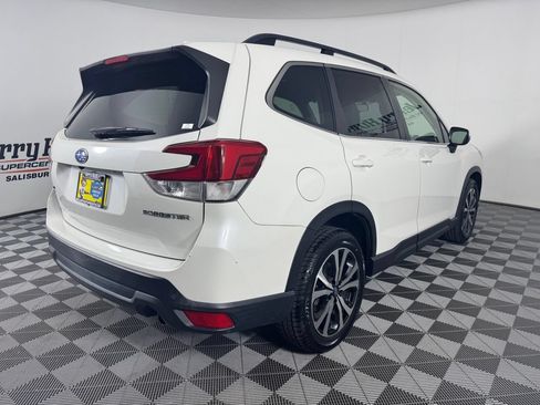 Used 2019 Subaru Forester Limited AWD/4WD image 6