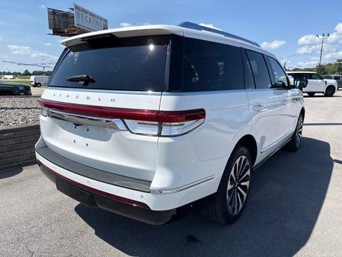 Used 2023 Lincoln Navigator Reserve AWD/4WD image 9