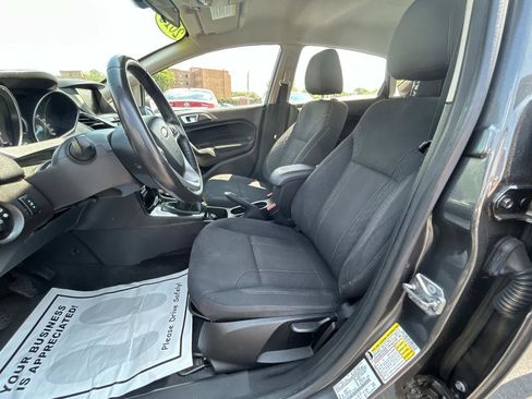 Used 2015 Ford Fiesta SE image 18