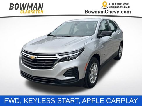 Used 2022 Chevrolet Equinox LS FWD image 1