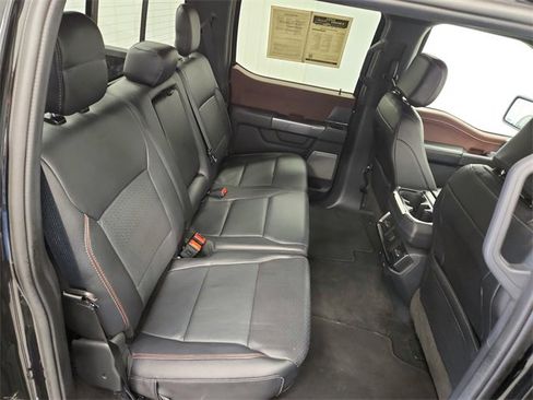 Used 2022 Ford F150 Lariat image 37