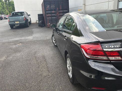 Used 2014 Honda Civic LX image 5