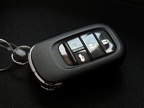 Used 2025 Honda Civic Sport image 28