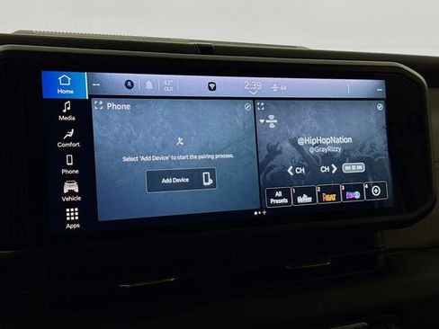 Used 2024 Jeep Wrangler Unlimited image 14