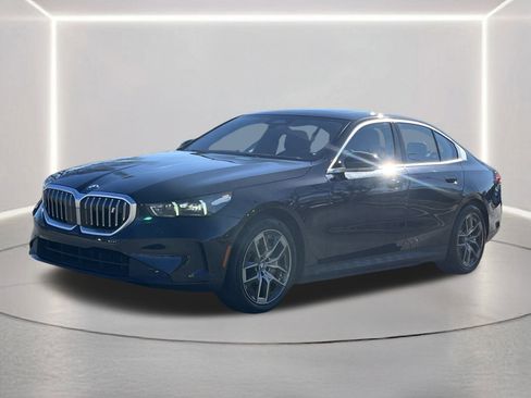 Used 2025 BMW i5 eDrive40i image 22