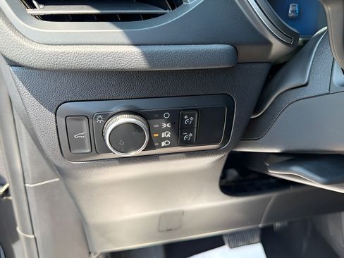 Used 2024 Ford Escape Active AWD/4WD image 10