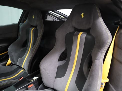 Certified 2019 Ferrari 488 Pista Coupe RWD image 18