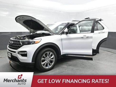 Used 2022 Ford Explorer XLT w/ Equipment Group 202A AWD/4WD image 41