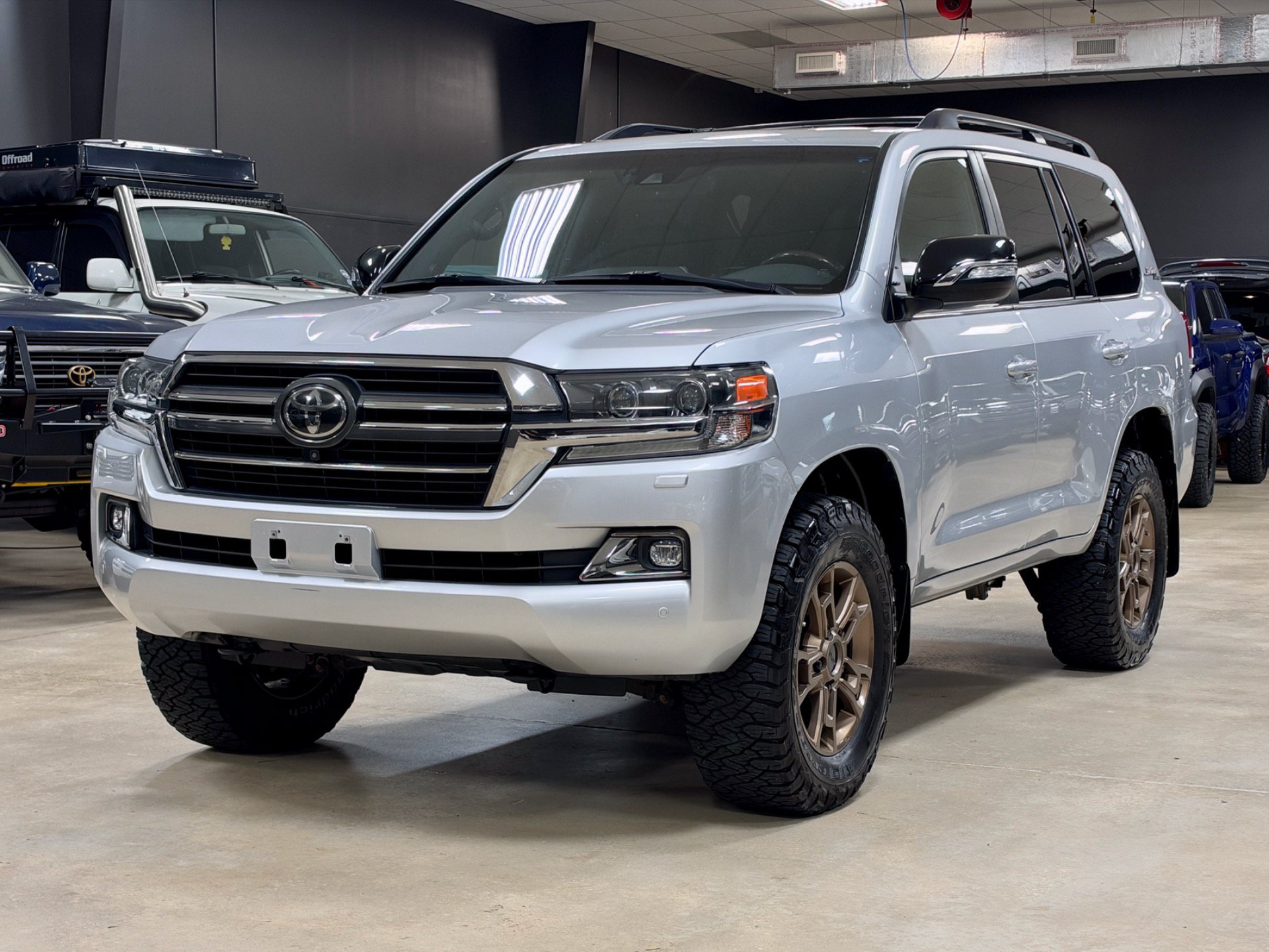 Used 2021 Toyota Land Cruiser Heritage Edition AWD/4WD image 1