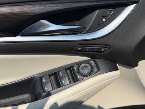 Used 2022 Buick Enclave Premium w/ Surround and Sites Package AWD/4WD image 14
