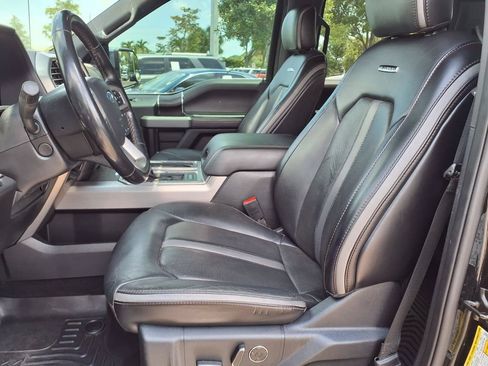 Used 2019 Ford F150 Platinum w/ Equipment Group 701A Luxury AWD/4WD image 29
