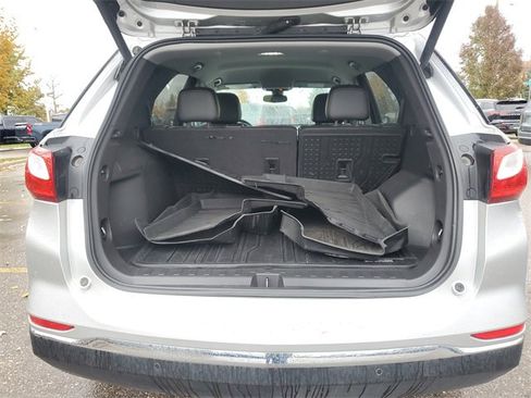 Used 2021 Chevrolet Equinox LT image 27