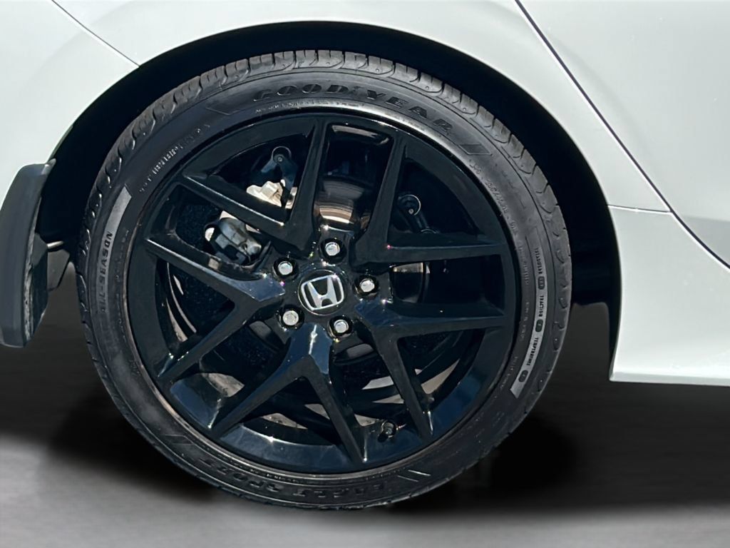 Used 2025 Honda Civic Sport image 26